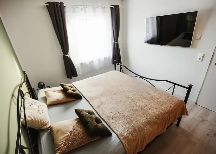 Knusperhaeusschen, Im Harz Mit Eigener Sauna